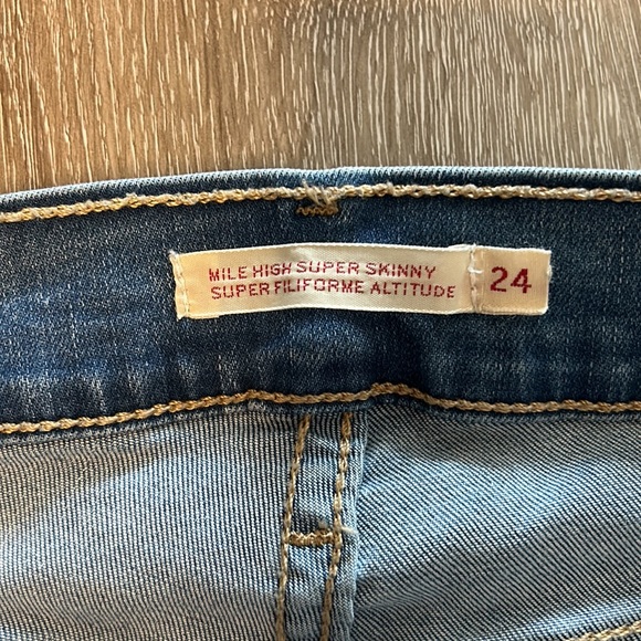 Levi’s Mile High super skinny ripped jeans - Picture 5 of 6